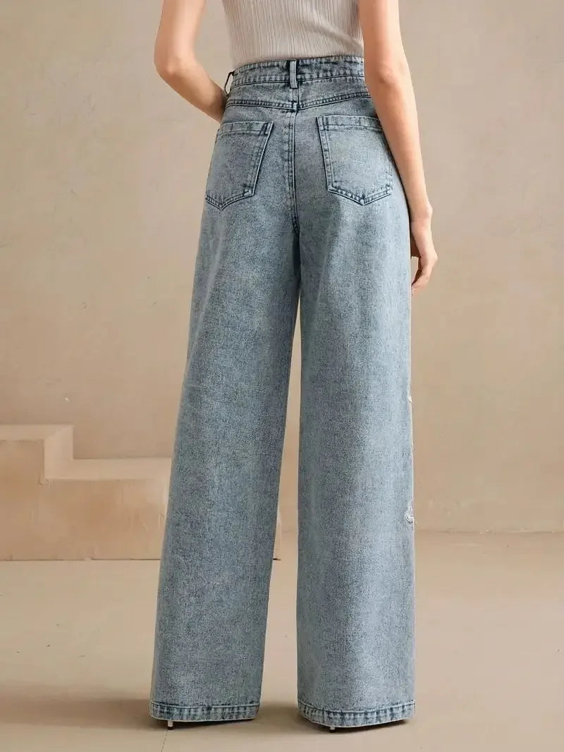 Classic Stretch Denim Straight Leg Jeans with Embroidered Accents