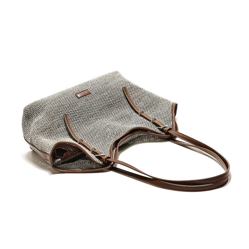2026 Summer New Styl Mesh-Woven Large Capacity Shoulder Bag Fashionable Single Shoulder Beach Commuter Tote Bag Street Style