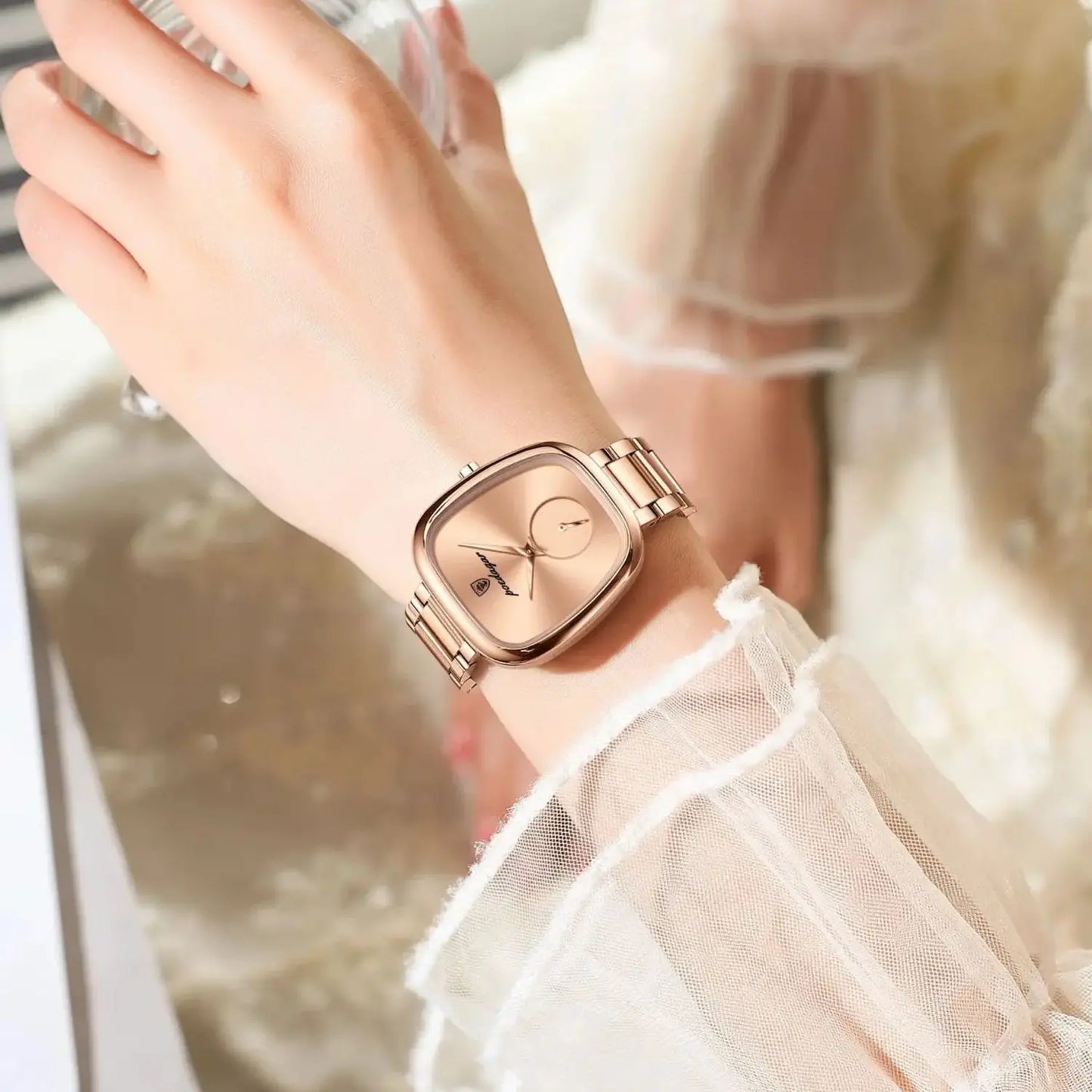 Luxury Stainless Steel Quartz Wrist Watch with Water Resistance