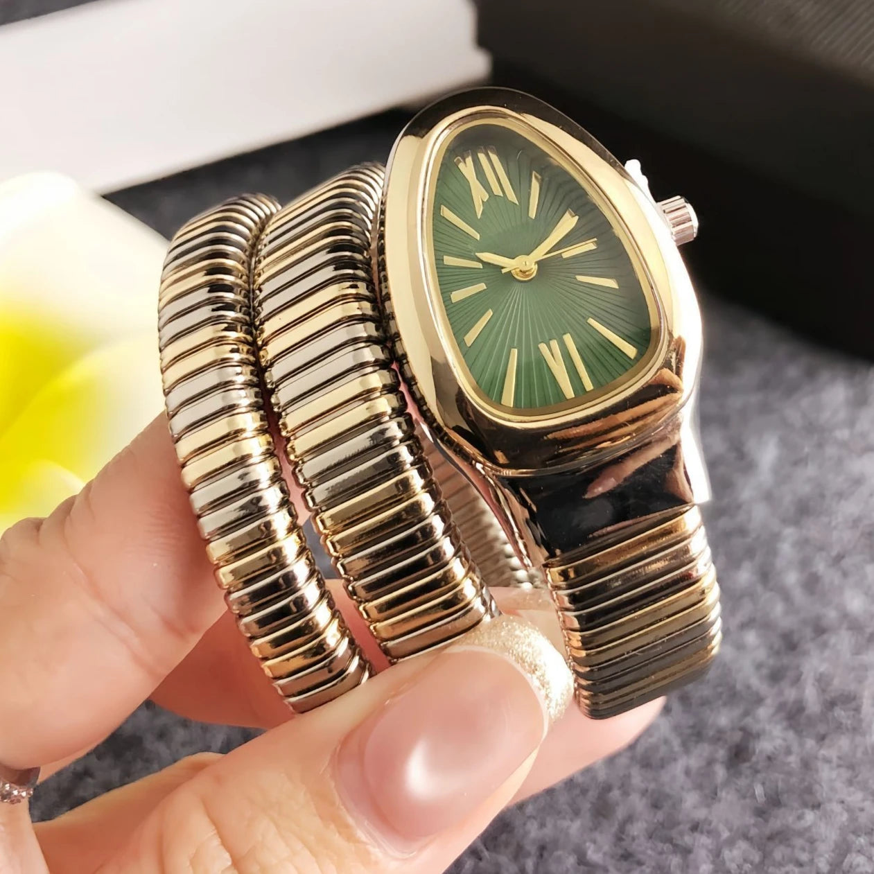 Italian Luxury Snake Bracelet Roman Dial Quartz Watch
