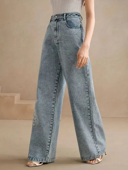 Classic Stretch Denim Straight Leg Jeans with Embroidered Accents