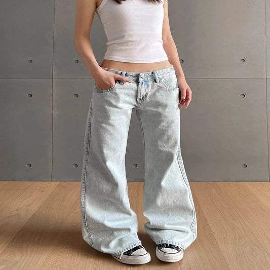 Luxury Vintage Washed Straight Leg Denim Jeans with Classic Low-Rise Fit